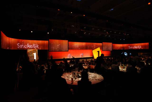 70 meters of media display